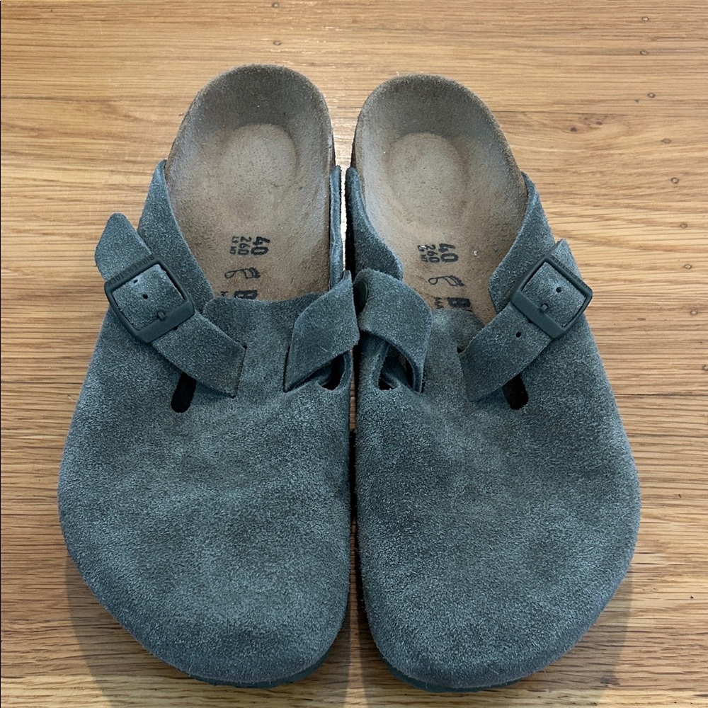 Birkenstock Thyme Green Boston sueded clog mule size 40